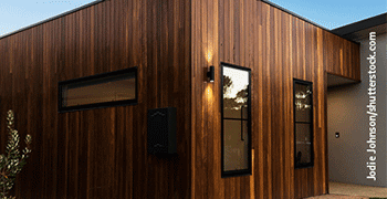 Natürliche Holzfassade